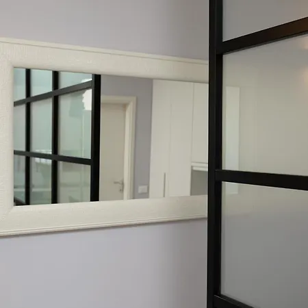 Casa Lugana 9 - Monolocale Con Piscina Fronte Апартаменты Сирмионе