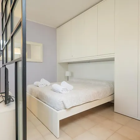 Casa Lugana 9 - Monolocale Con Piscina Fronte